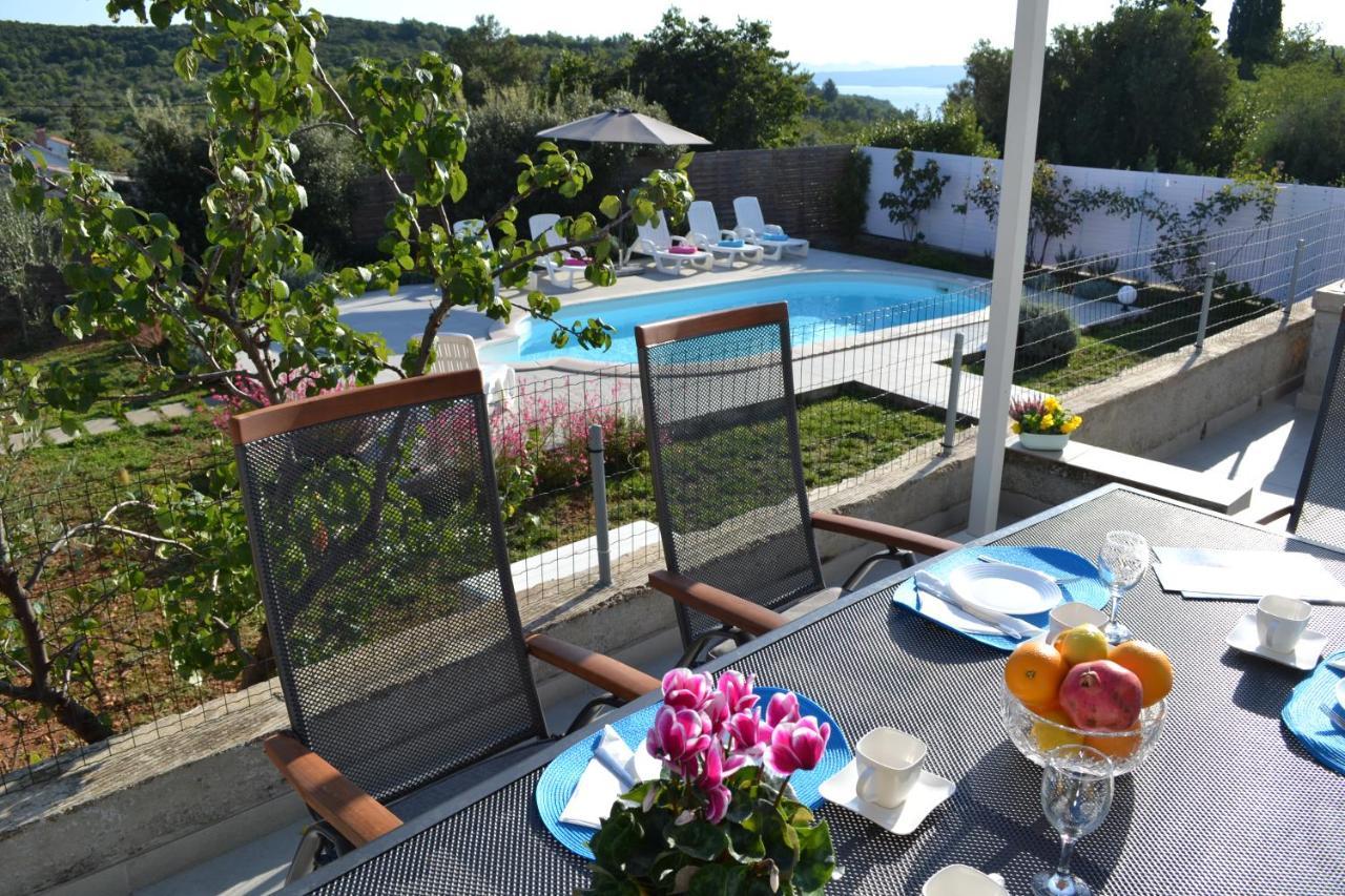 Holiday Home On Dugi Otok - Otok Brbinj ภายนอก รูปภาพ