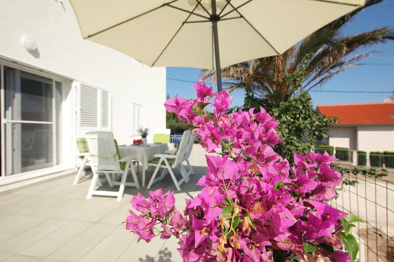 Holiday Home On Dugi Otok - Otok Brbinj ภายนอก รูปภาพ
